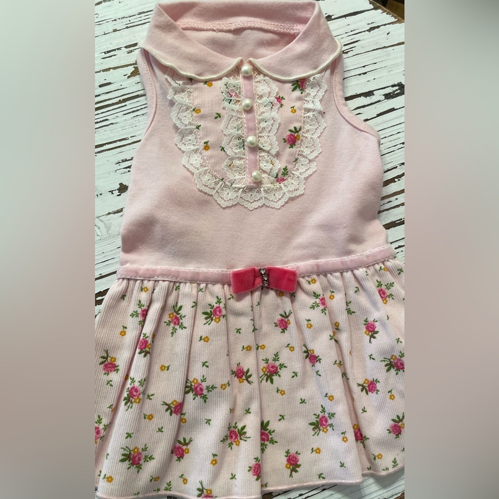 Pink Floral Sleeveless Dog Dress with Lace, Pearl Buttons and Bow
Medium